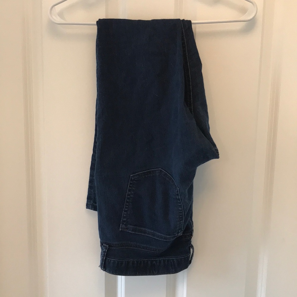 Size 10 Gap Skinny Jeans